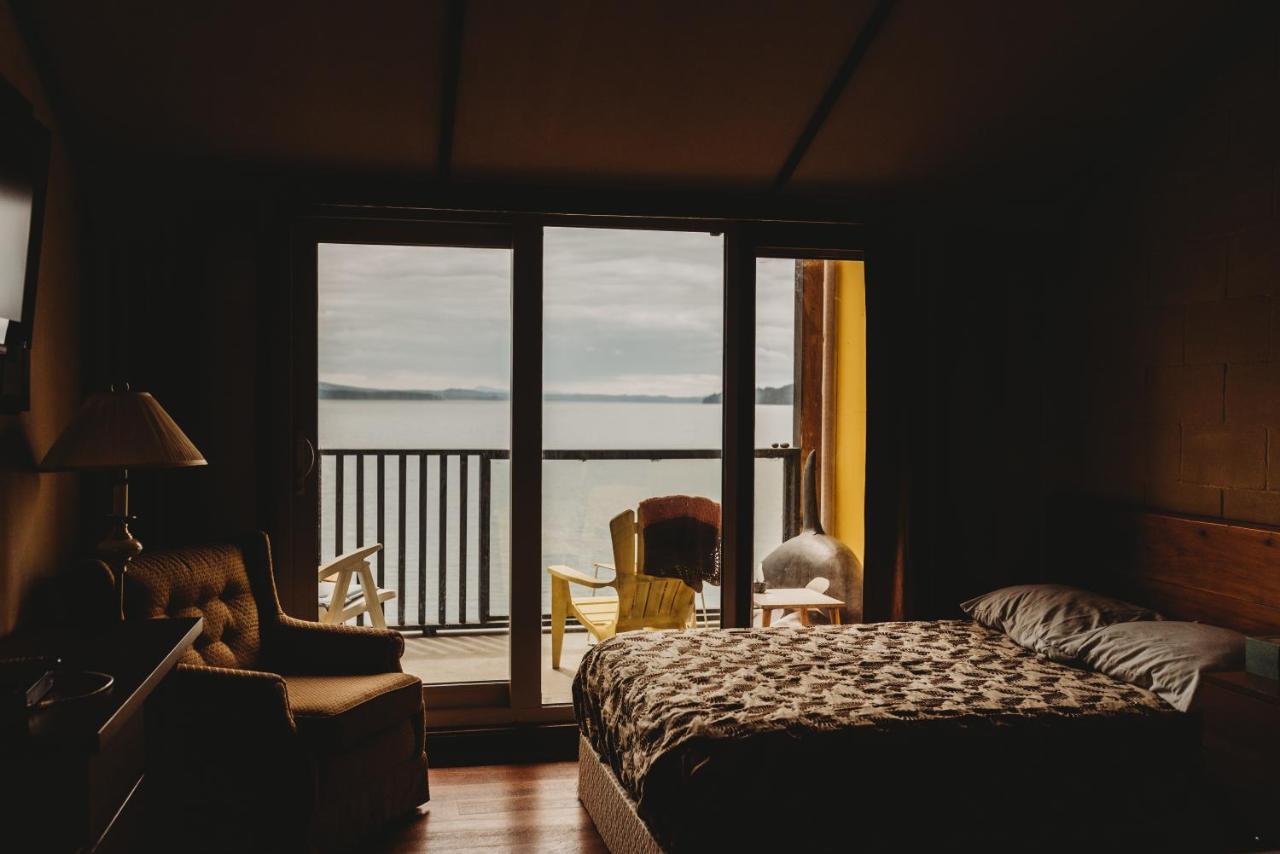 The Oceanfront Hotel Sointula المظهر الخارجي الصورة